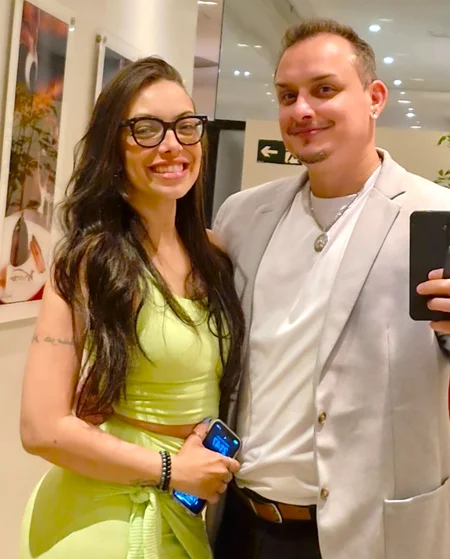 Michele Cordeiro e Leonard Akira
